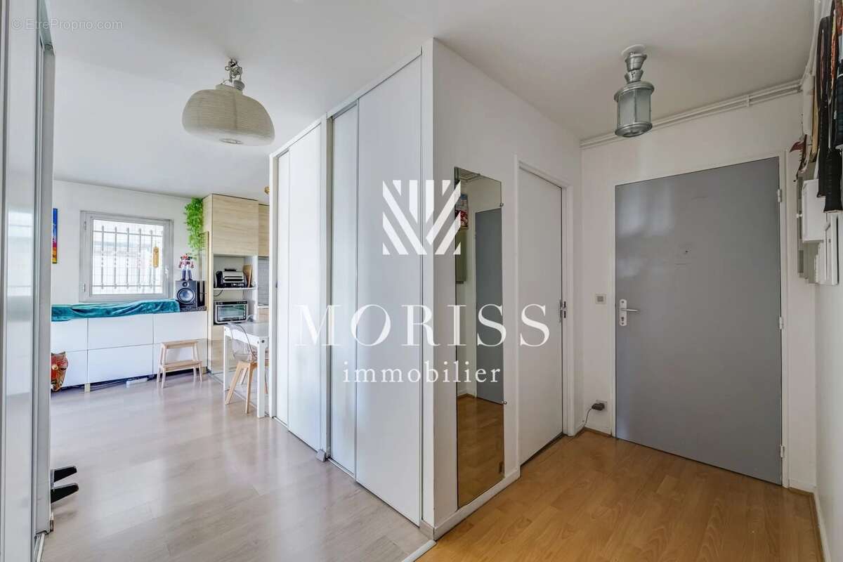 Appartement à PARIS-19E