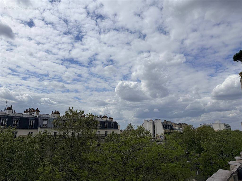 Appartement à PARIS-19E