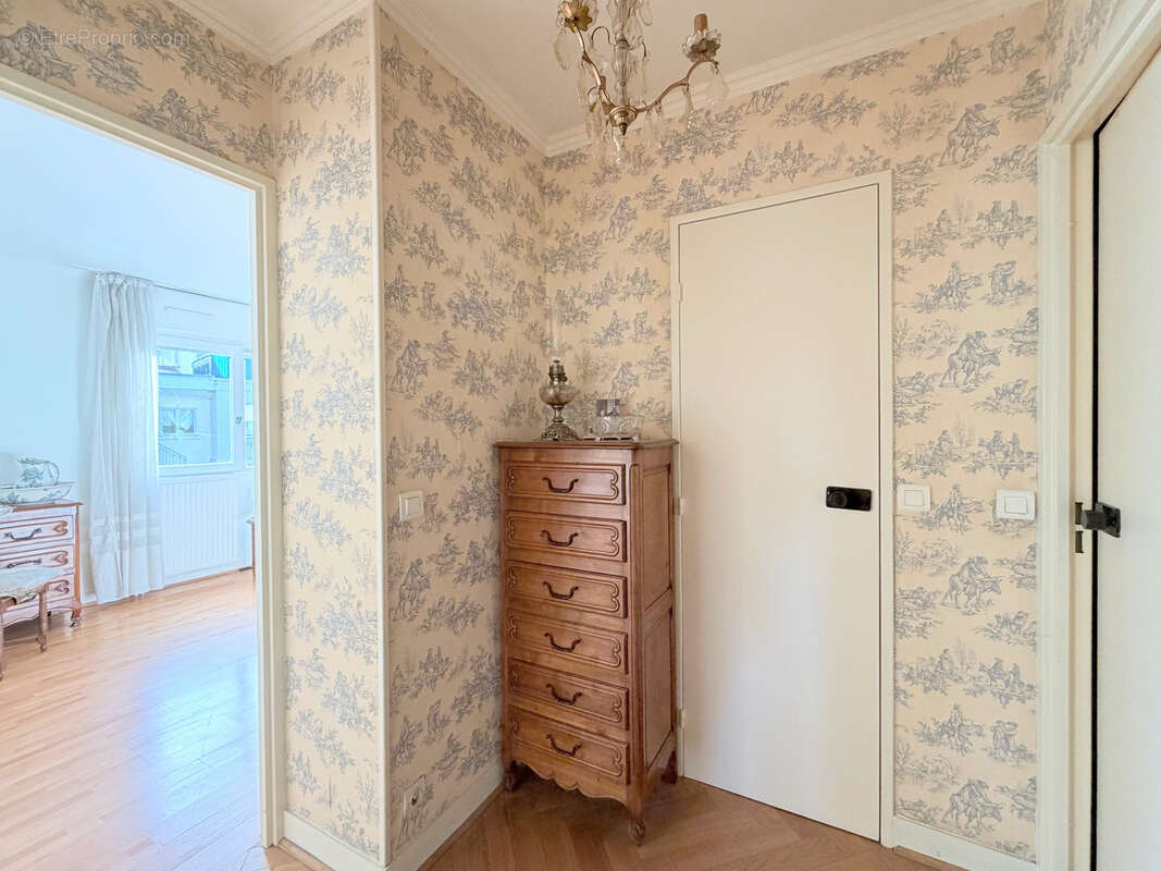 Appartement à RUEIL-MALMAISON