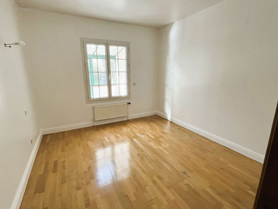 Maison à VERNEUIL-EN-HALATTE