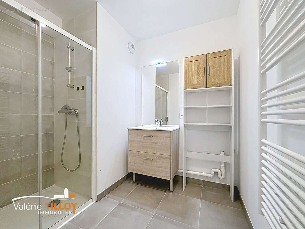 Appartement à SAINT-ERBLON