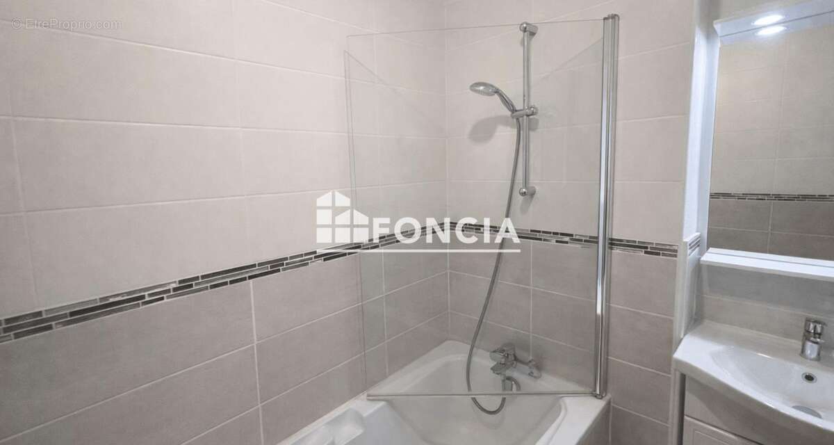 Appartement à GRATENTOUR