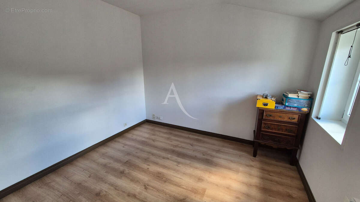 Appartement Duplex Rochefort 3 pièce(s) 57.59 m2 - photo 12