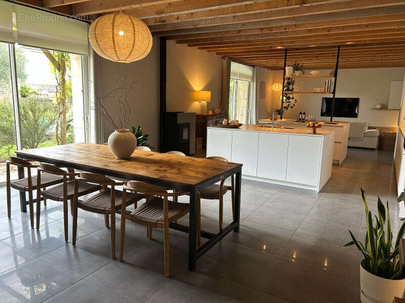 Maison à SAINT-ANDRE-DE-CUBZAC