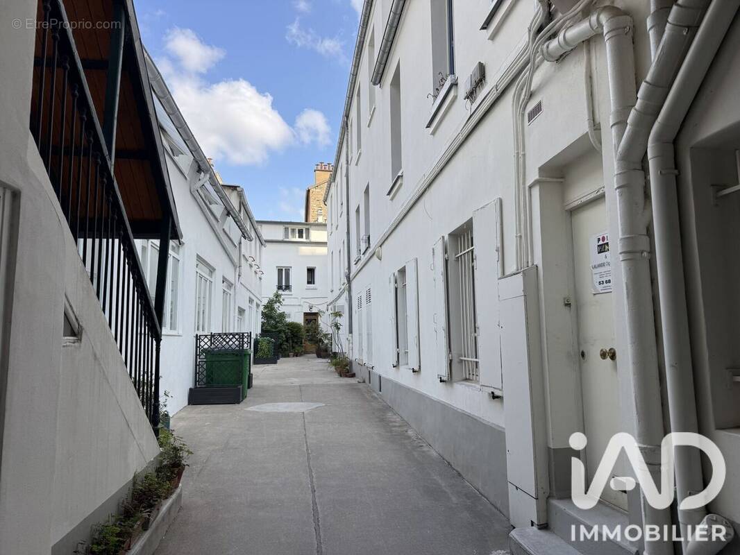 Photo 1 - Appartement à PARIS-15E