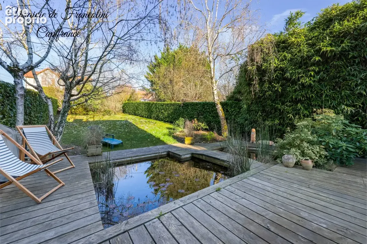Sucy-en-Brie, Maison d'exception, parcelle de 800m², 259m² au sol, 4 chambres, 3 terrasses, jardin, garage, sous-sol - photo 4