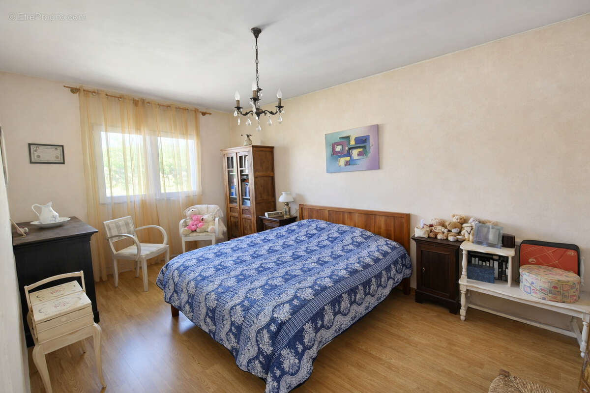 Maison à COUBRON