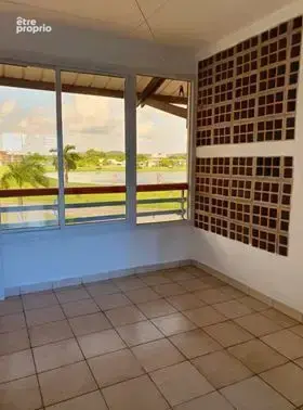 Appartement à KOUROU