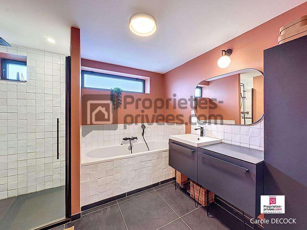 Maison à CRECY-LA-CHAPELLE