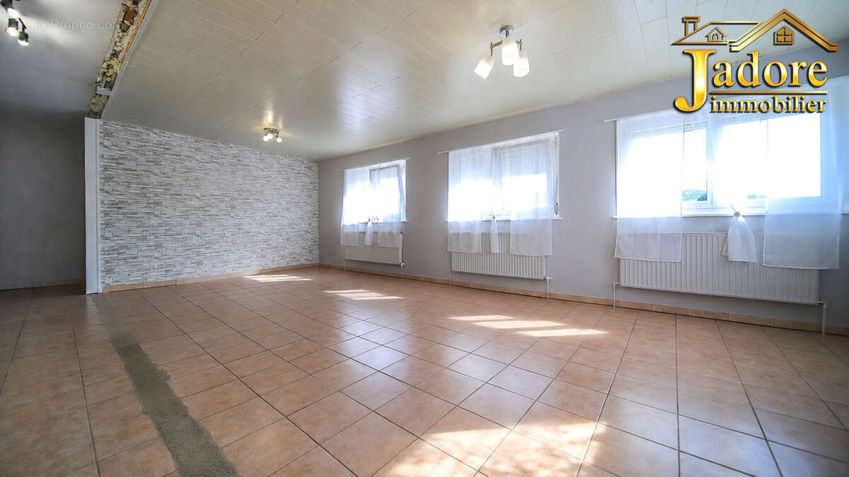 Maison mitoyenne d'un côte - photo 7