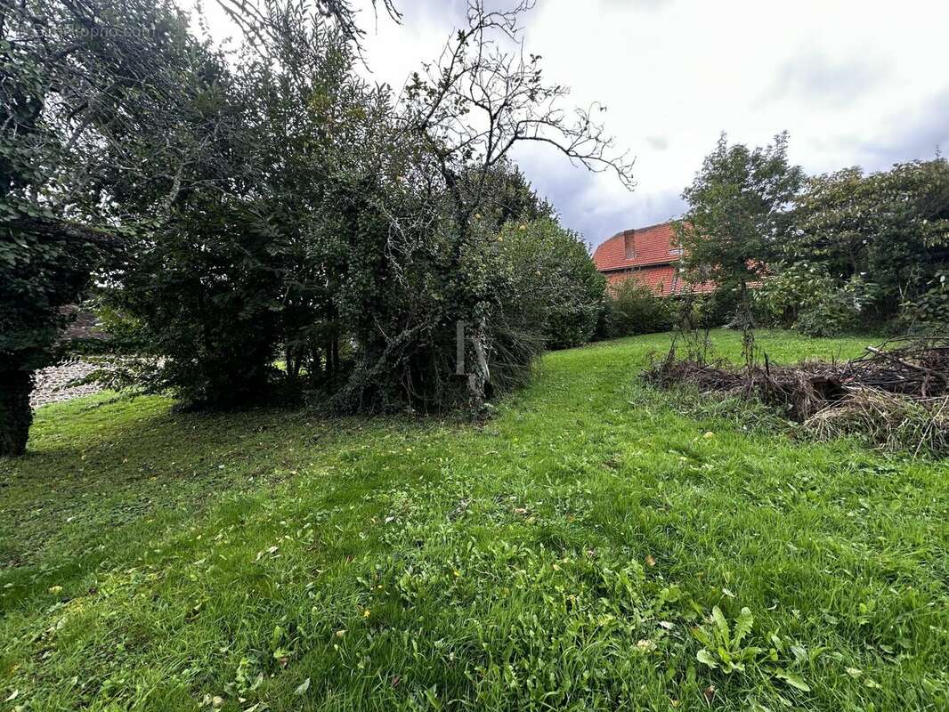 Maison à SAINT-GERMAIN-LES-BELLES