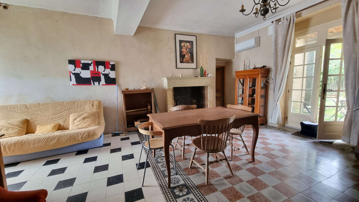 Maison à COMPS