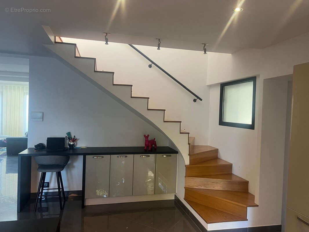 Maison à BRY-SUR-MARNE