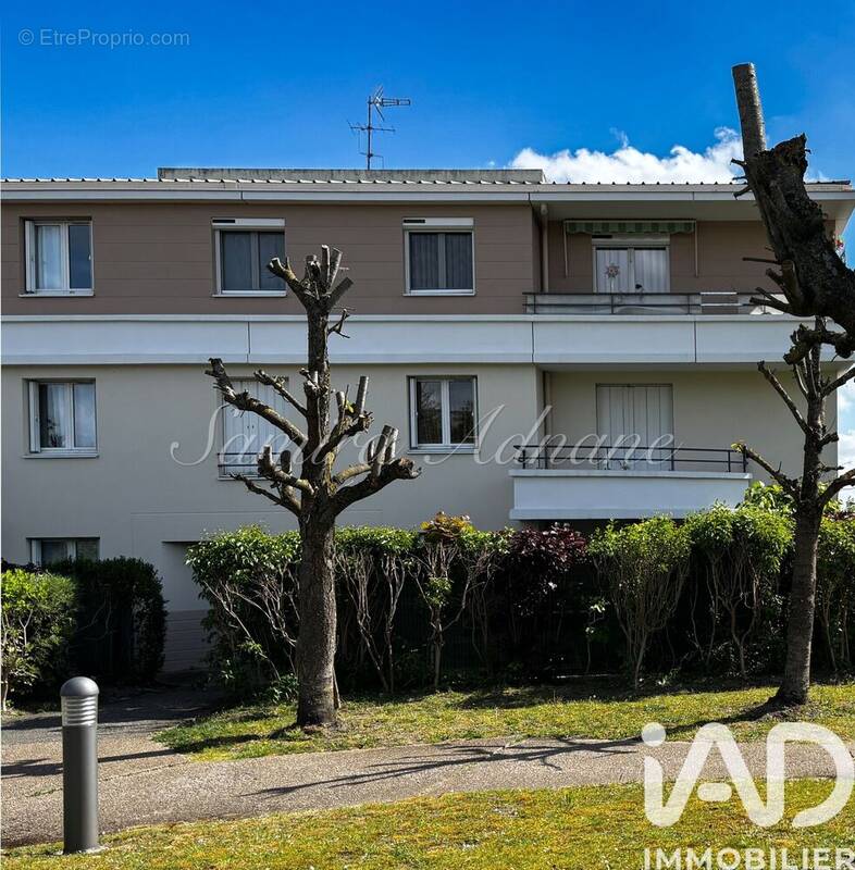 Photo 1 - Appartement à SAINT-OUEN-L'AUMONE