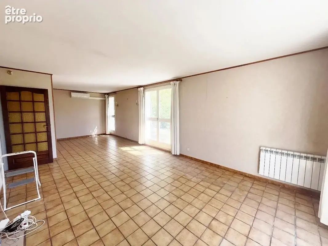 Centre Bernis, Villa plain pied 3 chambres et garage - photo 4