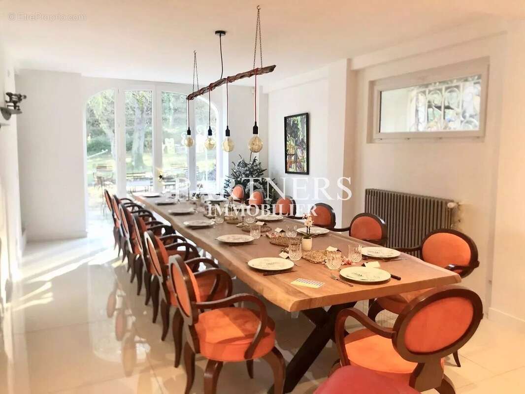 Maison à LA DESTROUSSE