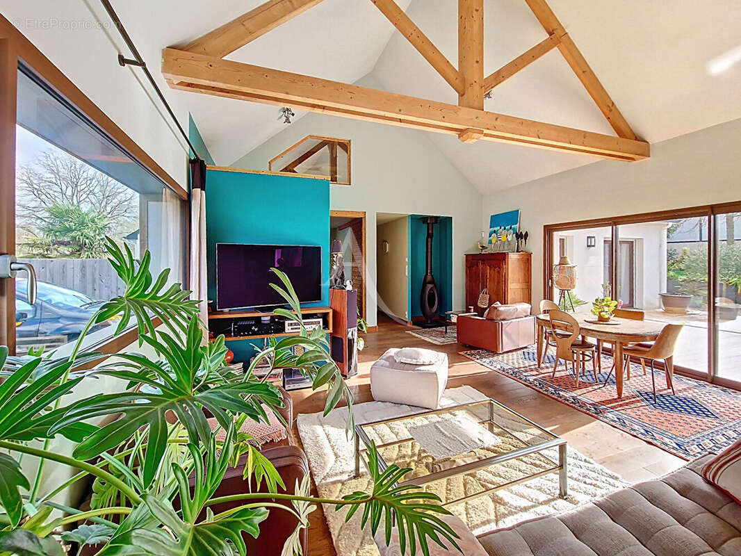 Maison à SUCE-SUR-ERDRE