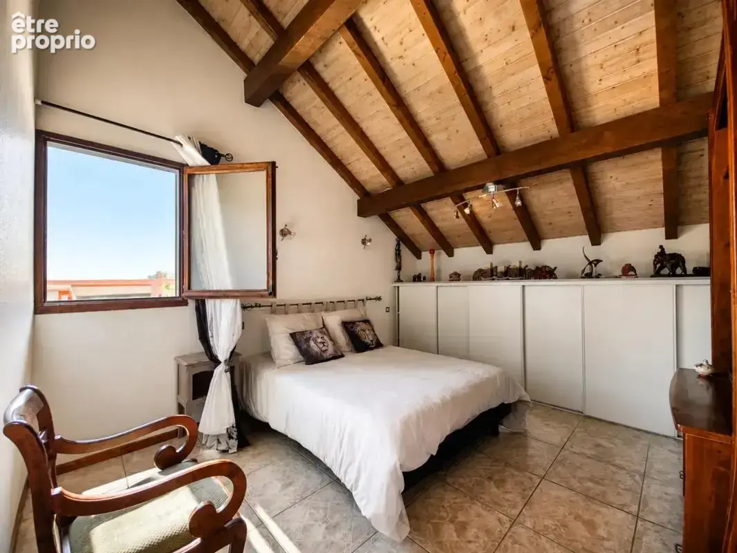 Maison de 8 pièces de 145 m² à Vinzier - photo 6