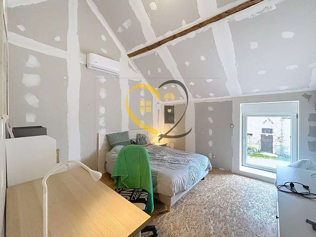 Maison à LA CELLE-CONDE