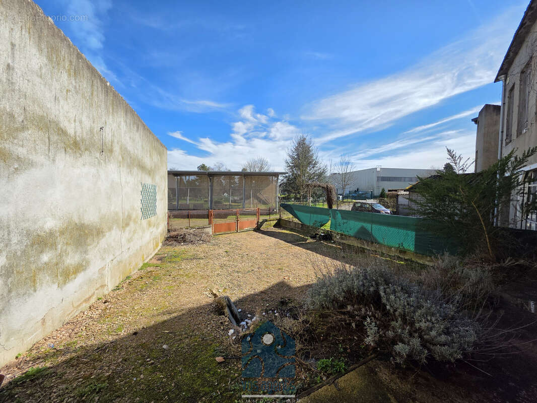 Appartement à SAINT-ELOY-LES-MINES