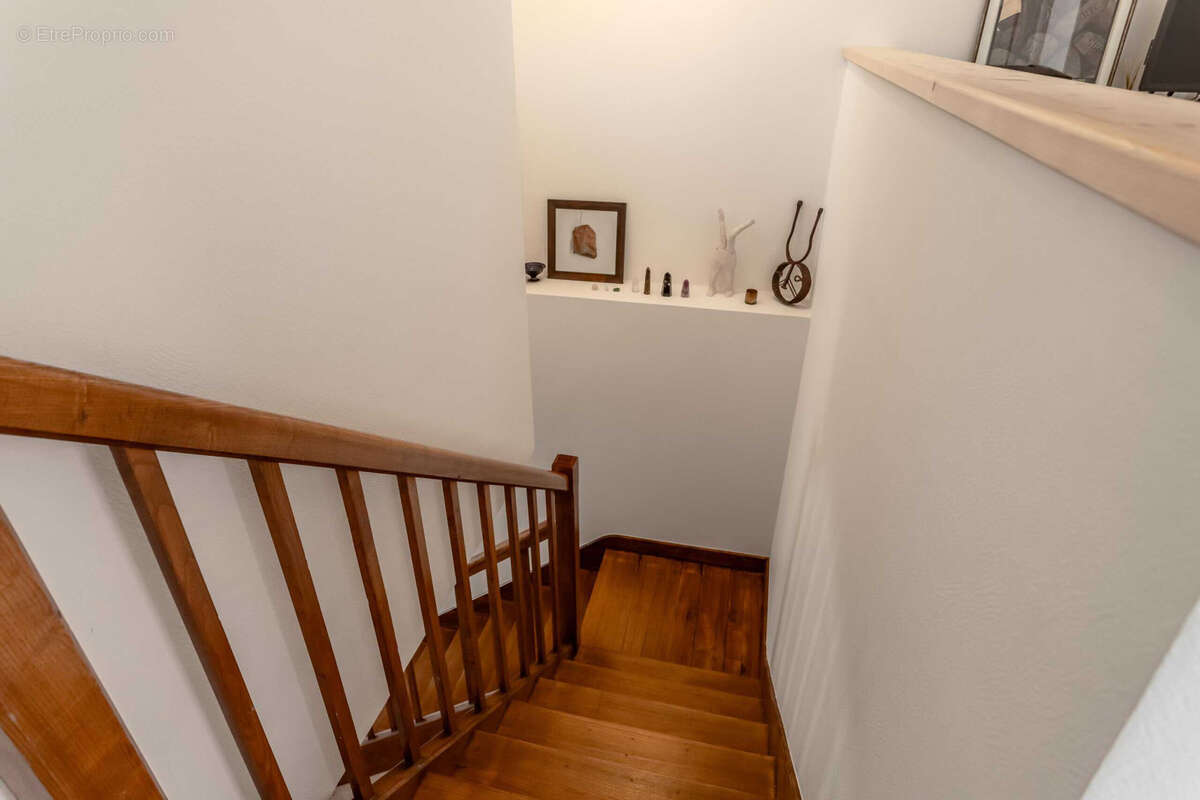 Maison de village avec atelier, annexe et jardin - photo 16