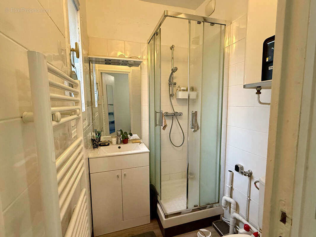 Appartement à PARIS-14E