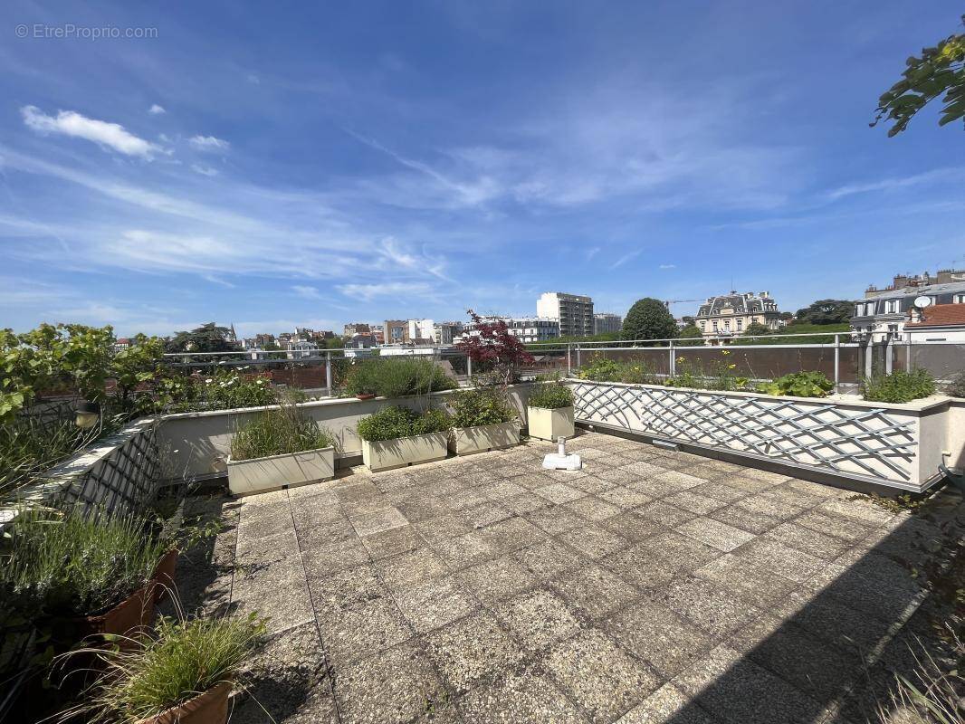 Appartement à NOGENT-SUR-MARNE