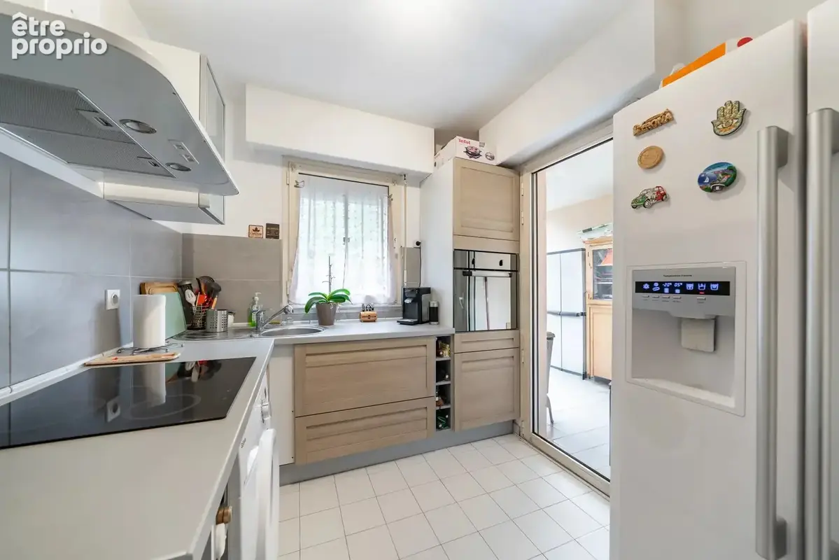 2p traversant 45 m² – double terrasse – parking - photo 3