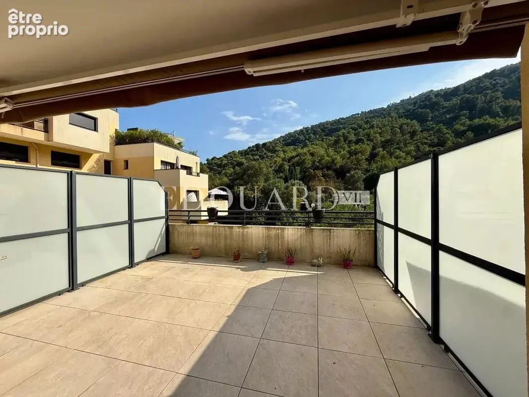 Appartement à MENTON