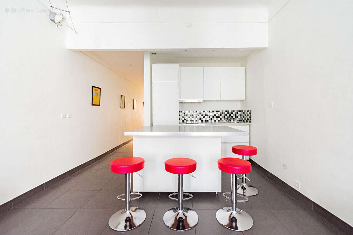 Appartement à MARSEILLE-6E