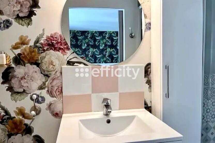 Appartement à PARIS-2E