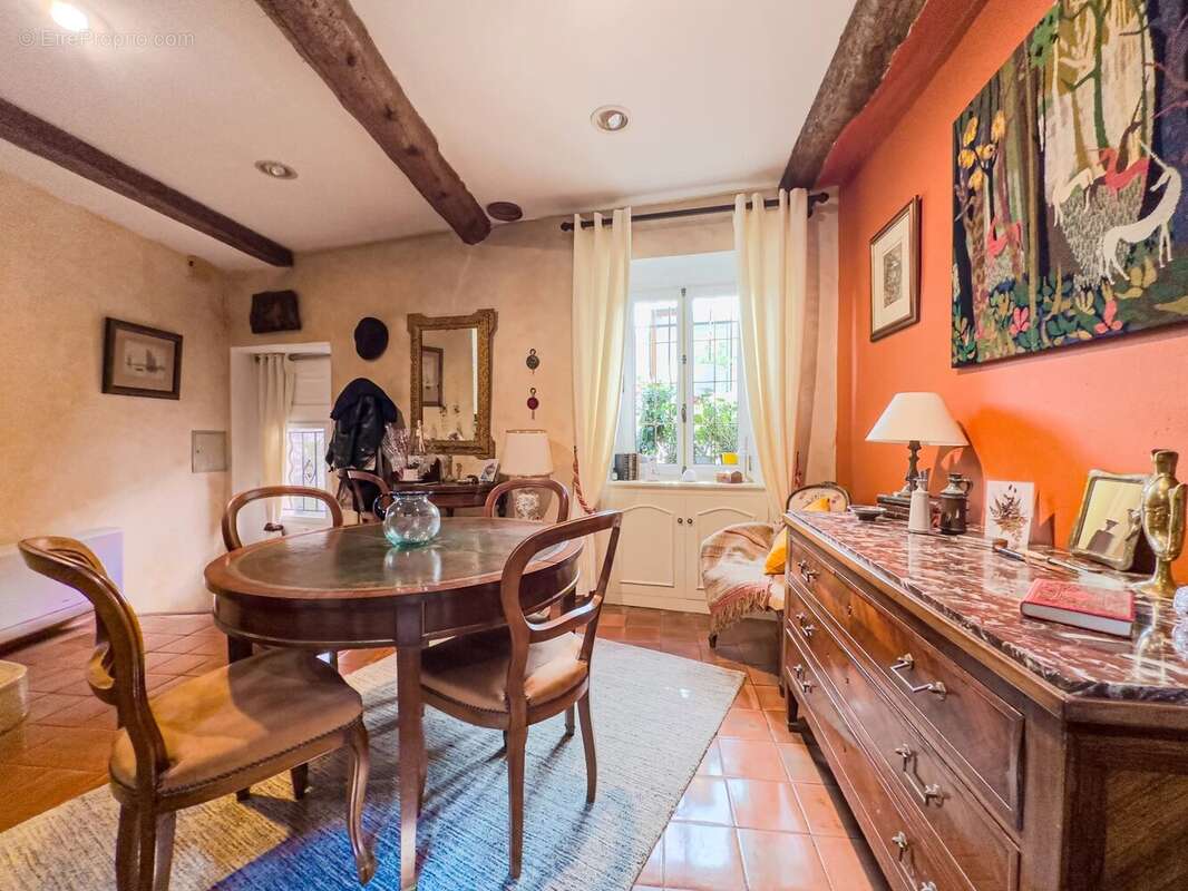 Maison à VILLENEUVE-LOUBET