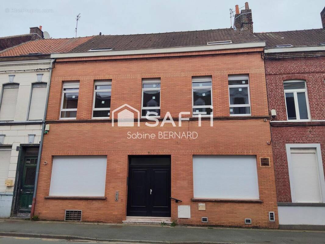 Photo 1 - Commerce à ARMENTIERES