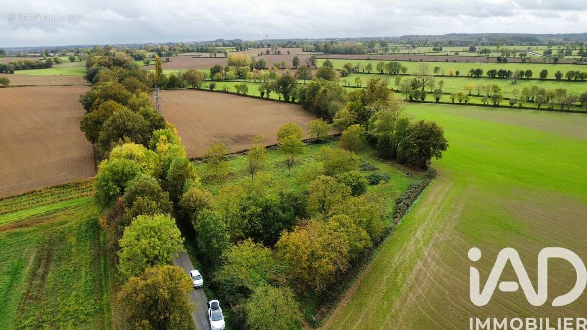 Photo 9 - Terrain à SAINT-HILAIRE-DE-VOUST