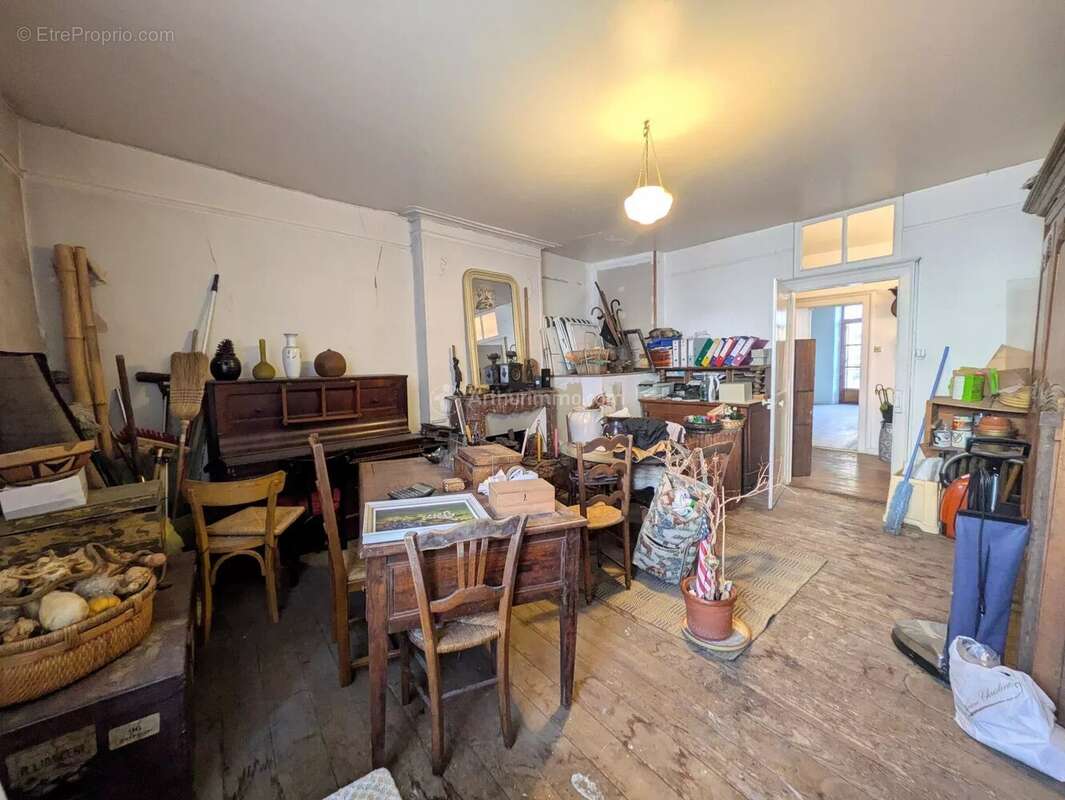 Appartement à NEUFCHATEAU