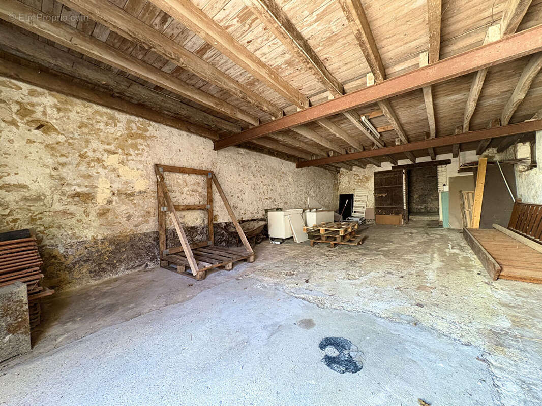 Maison à SCEAUX-SUR-HUISNE