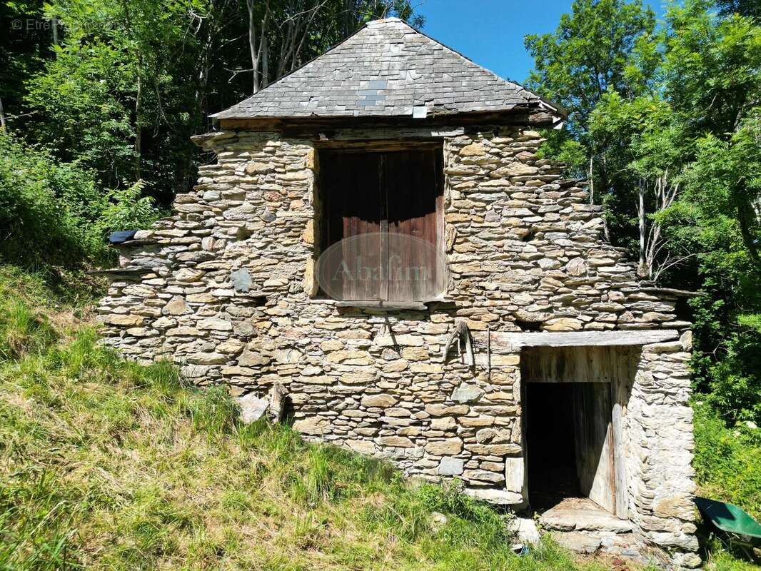 Maison à CAMPAN