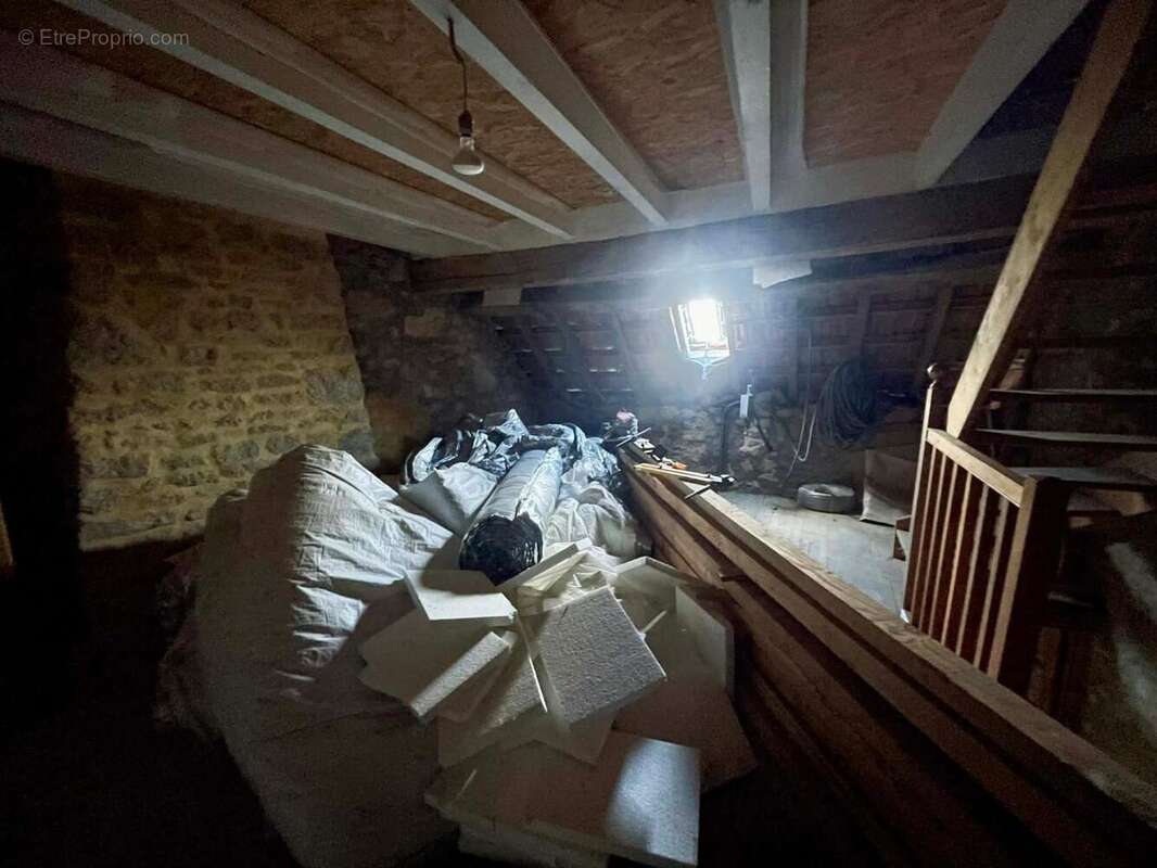 Maison 103 m² à Chamberaud  - photo 8