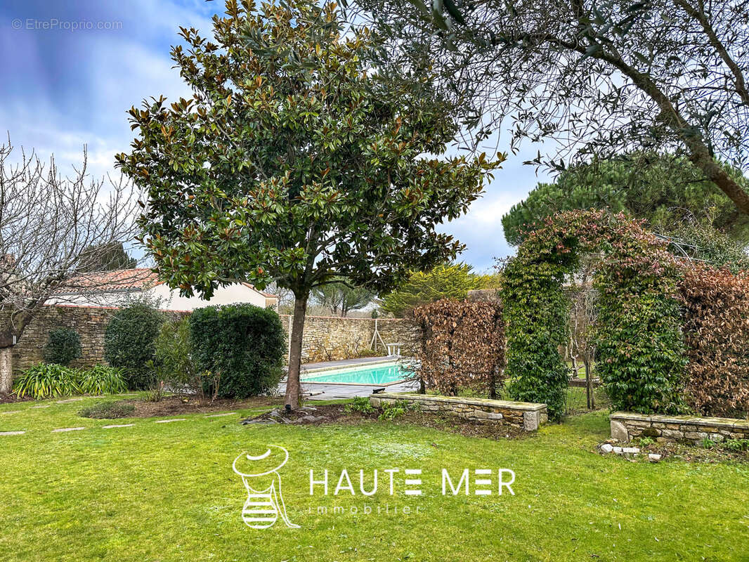 Maison à TALMONT-SAINT-HILAIRE