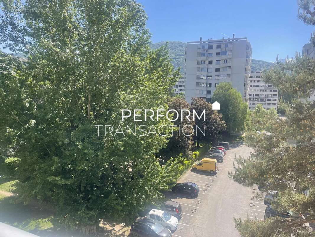 St martin d'heres - t3 lumineux 70 m² - photo 2