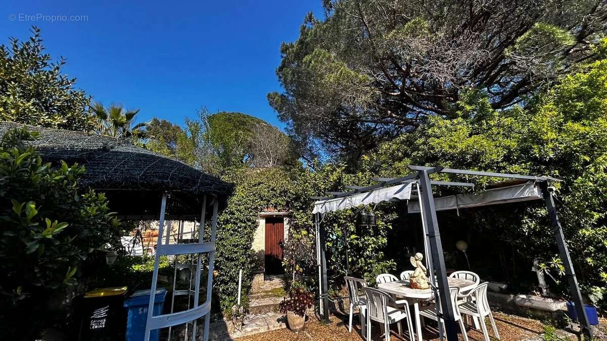 A vendre - Cannes - Vue mer   Appartement  2/3 pièces de 62 m²  + Terrasse de 15 m² + Jardin - photo 8