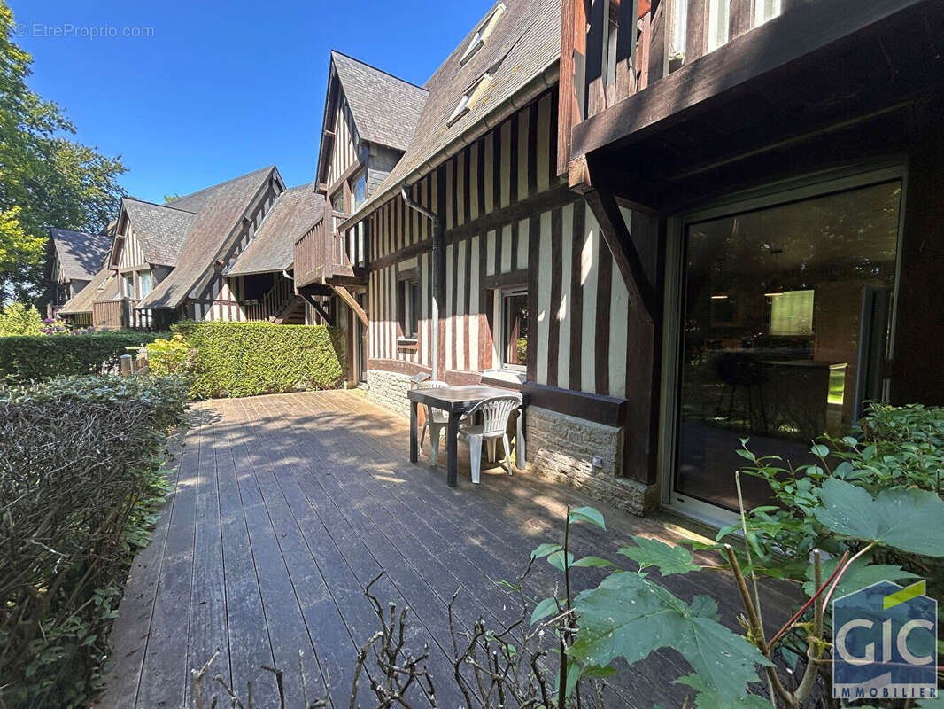 Appartement à TOURGEVILLE