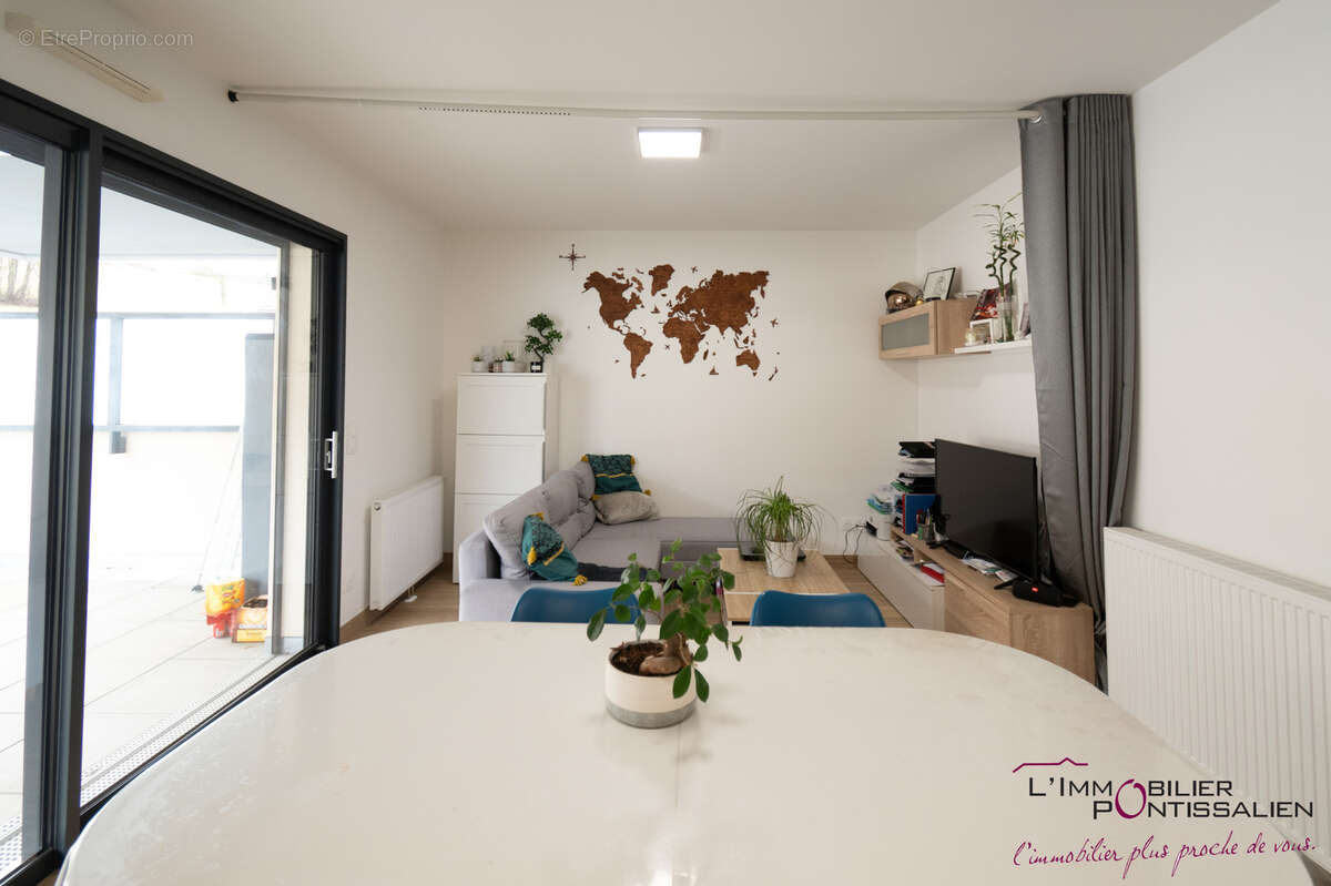 Appartement à JOUGNE