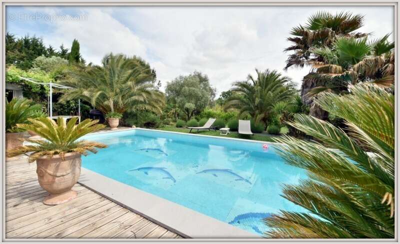 Maison à LAPEYROUSE-FOSSAT