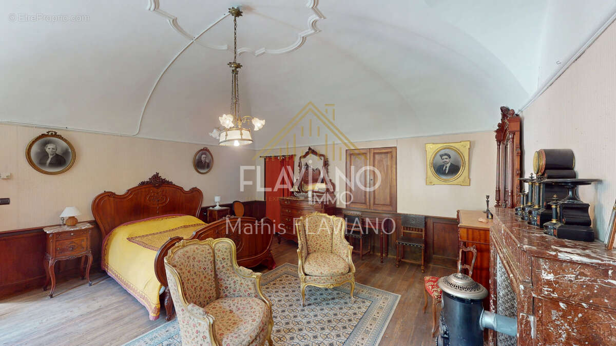 Villa mexicaine - terrain constructible - centre-ville - barcelonnette - photo 8