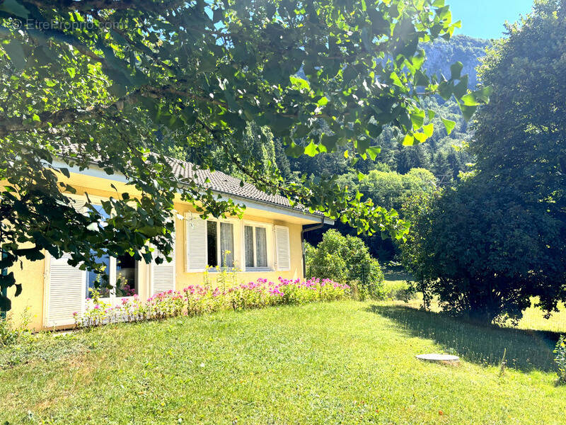 Maison à SAINT-JEOIRE