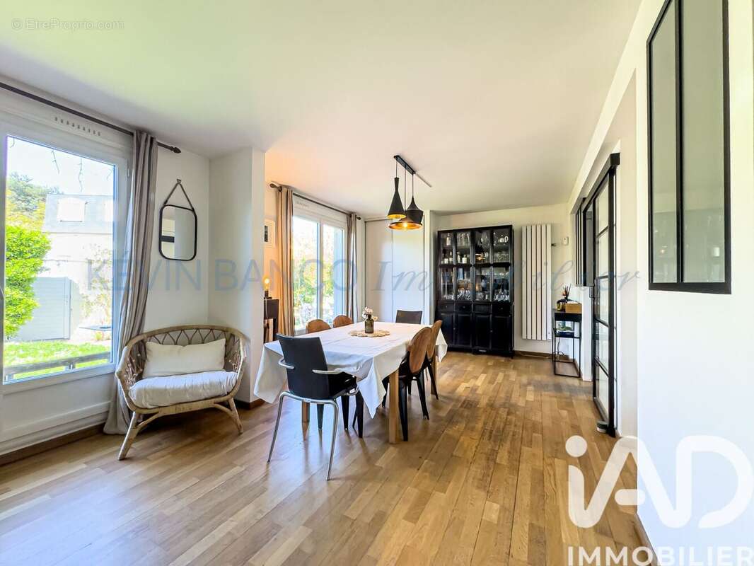 Photo 4 - Maison à VERRIERES-LE-BUISSON
