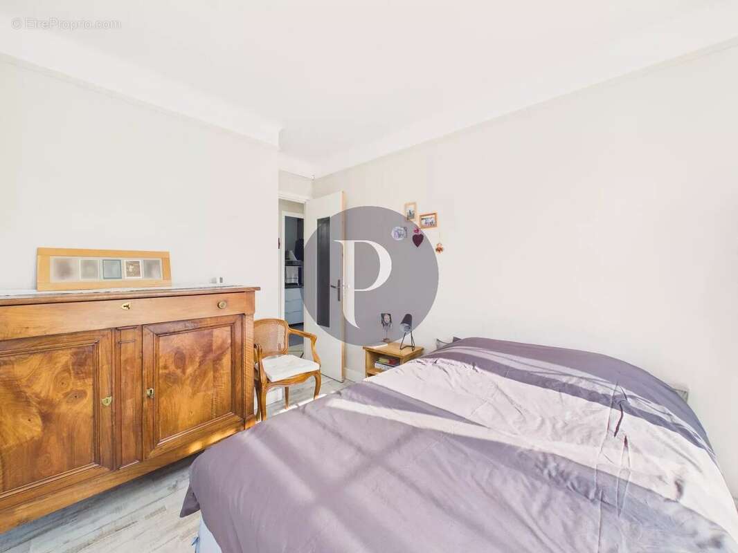 Maison à VERRIERES-LE-BUISSON