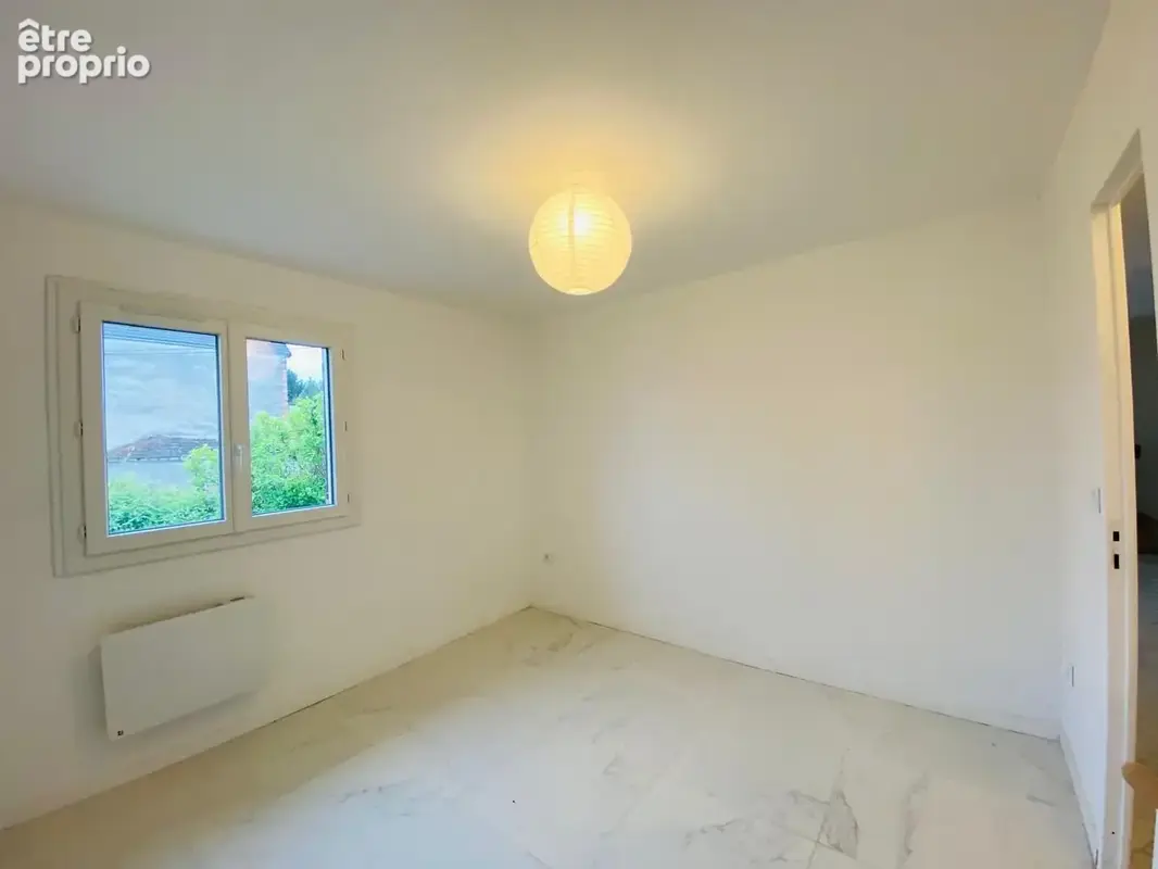 Maison 61 m² à Villeneuve-Sur-Yonne  - photo 7