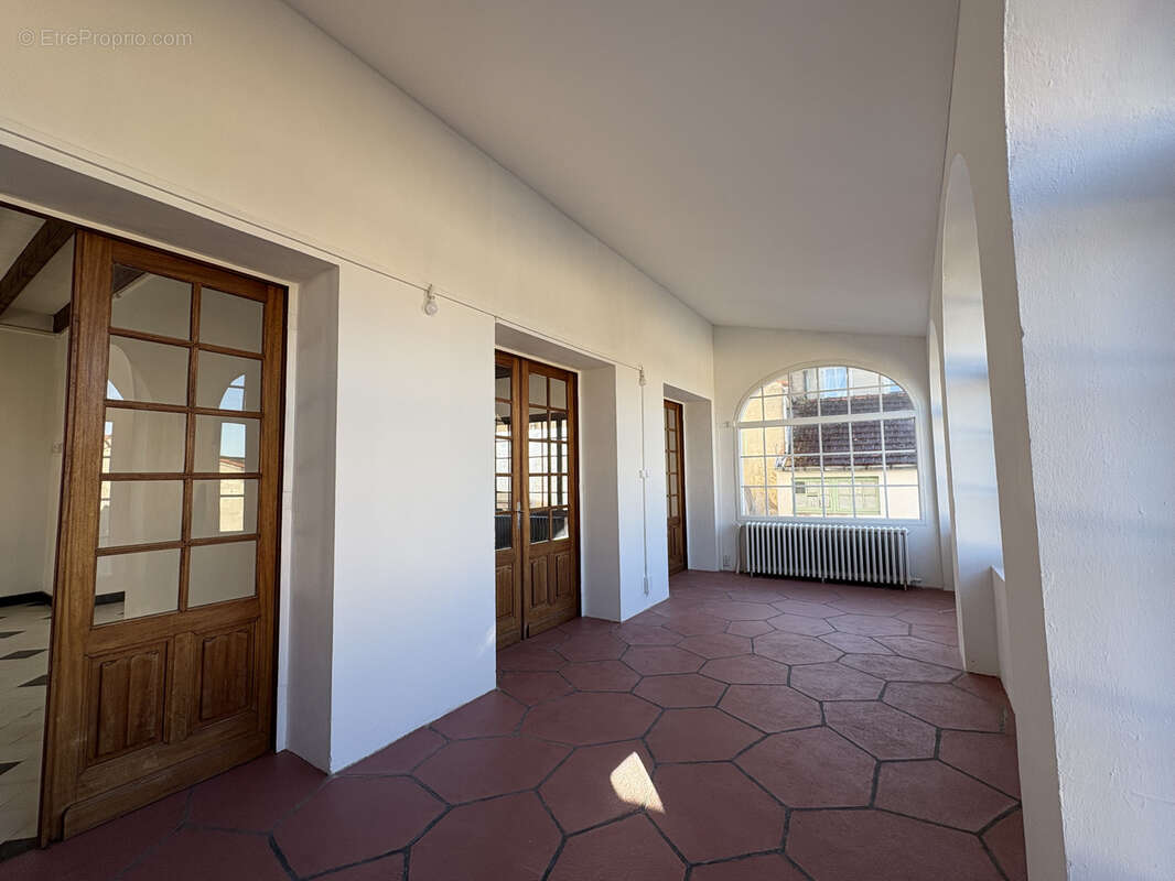 Maison à L'ILE-D'ELLE